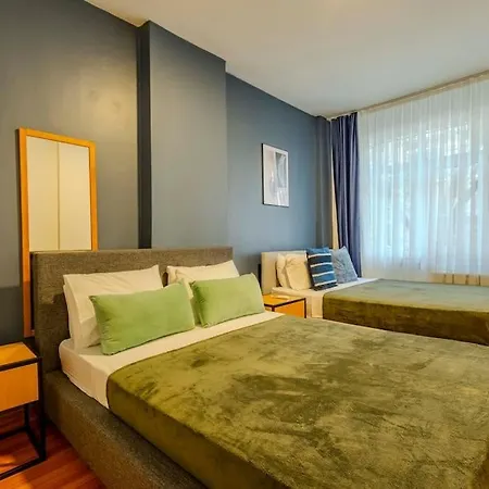 Lägenhet 3-bedroom With Balcony Istanbul
