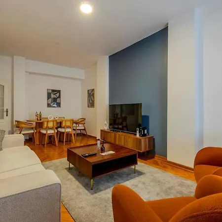 3-bedroom With Balcony * Стамбул