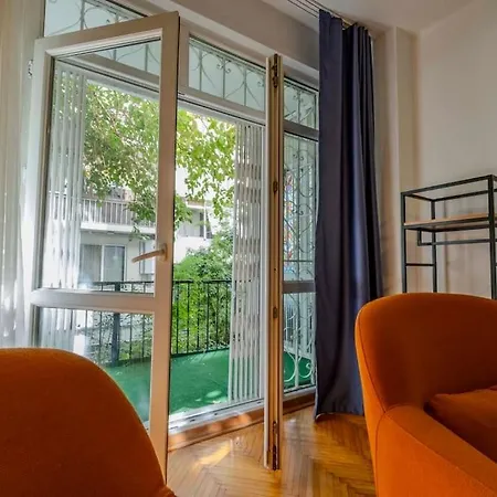 Appartement 3-bedroom With Balcony